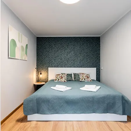 Cozy Coner Apartment